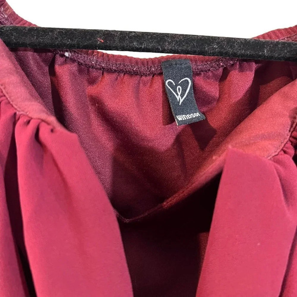 Windsor Dark Red Blouse Size Small Pointed V Neck Chiffon Cropped Long Sleeves - Picture 3 of 5